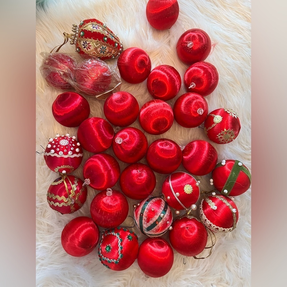 Lot Of Vintage Red Satin Christmas Ornaments Some Beaded 30